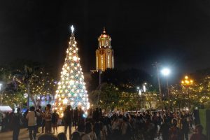 Pailaw. In Manila, hundreds of people flock to the Kartilya ng Katipunan monument to witness the city’s giant Christmas tree. There are also Christmas installations in Rizal Park, Intramuros, Paco Park, Escolta, Tutuban Center, the Philippine Post Office, the National Museum, and the Rizal Park Hotel.