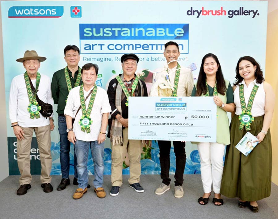From left: Caesar Sario, artist and competition judge; Roland Rosacay, artist and competition judge; Jojo Liao, Drybrush Gallery founder; Nemi Miranda, artist and guest of honor; Sven Wilbur Lim, runner-up winner; Sharon Decapia, senior AVP for Marketing, PR, and Sustainability at Watsons Philippines; Lexie Coloma, senior marketing manager for sustainability at Watsons Philippines.