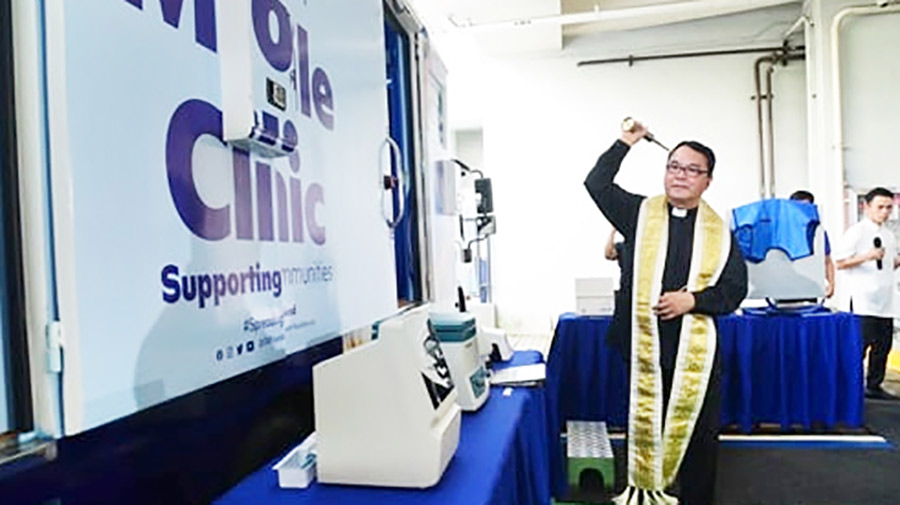 The new blood analyzer machine and urine analyzer machine were also blessed before it will be used in some of the foundation’s medical mission.