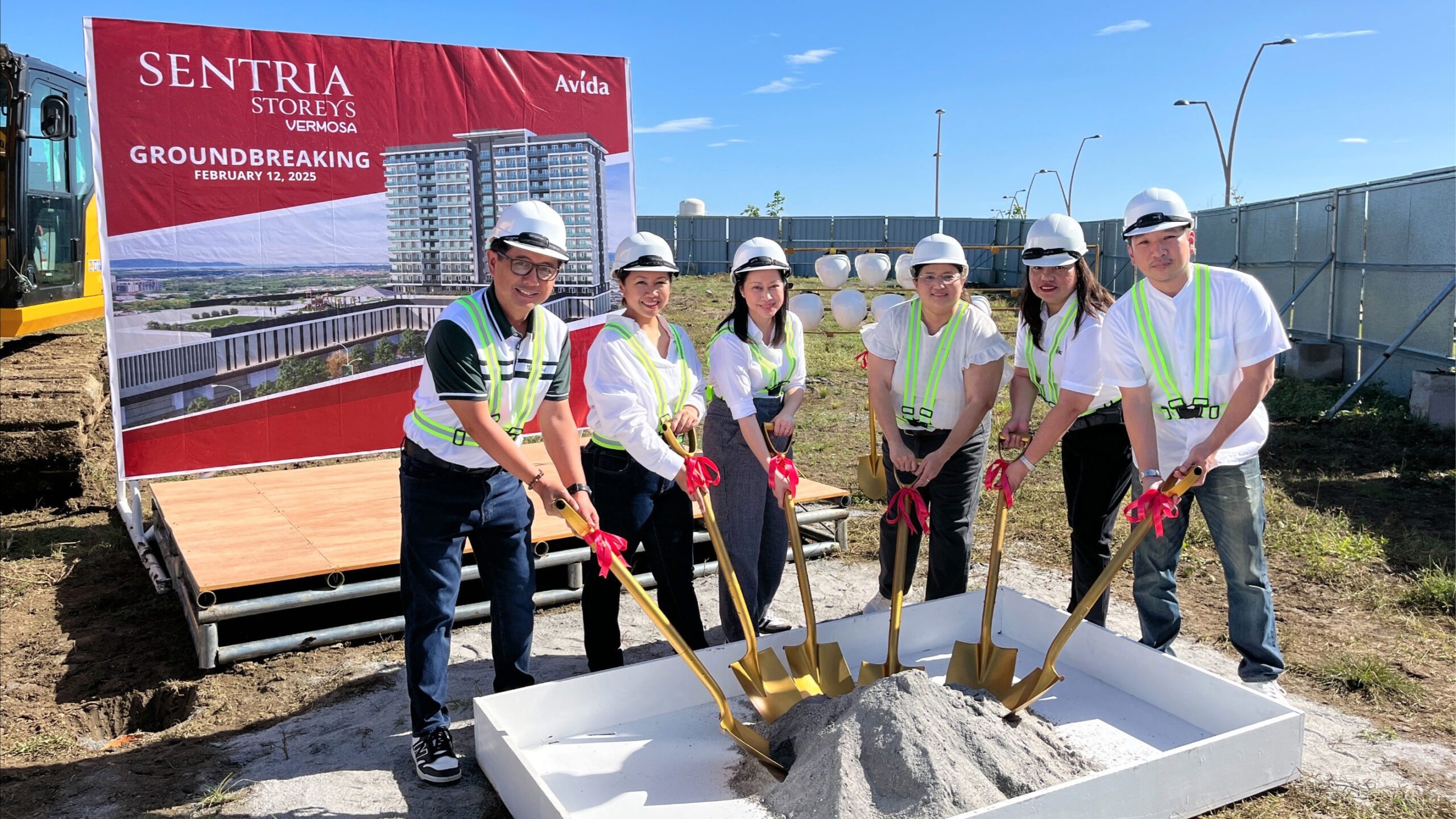 (L-R) Leading the ceremony were Avida executives – Engr. Jefrey Abergas, Technical Services Group Head; Raizel Matibag, Project Development Division Head for South Luzon and VisMin; Arch. Maan Martinez, Innovation and Design Division Head for Condominium Projects; Jeanette Saturnino, Project Marketing Division Head; Milfa Pagsisihan, Sales Operations Division Head for South Luzon and VisMin; Aris Gonzales, Project and Strategic Management Group Head