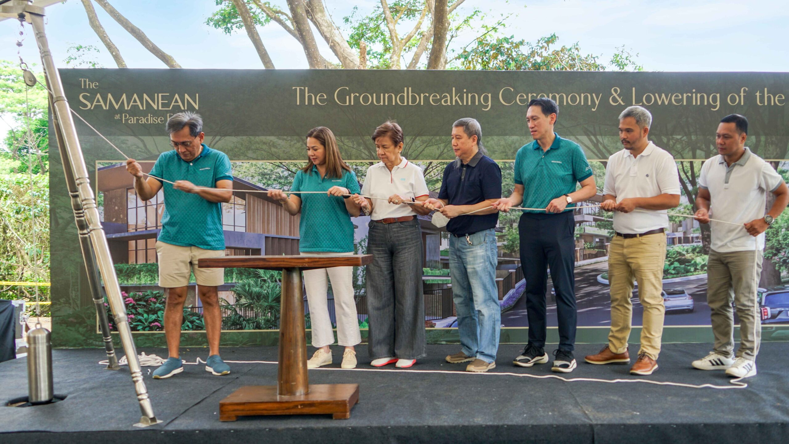 (L-R) Leading the lowering of the time capsule are Rockwell Chairman and CEO Nestor J, Padilla, President and COO Valerie L. Soliven, Architect Alice Erfe, Dr. Andy Tan, Executive Vice President Davy Tan, Engr. Jan Philip de Castro of ASDEC Builders, and Architect Oliver Ramos of PRSP
